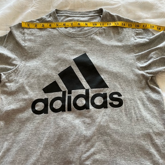 Adidas Amplifier M/M(Medium) Gray Tee Shirt - Picture 3 of 10